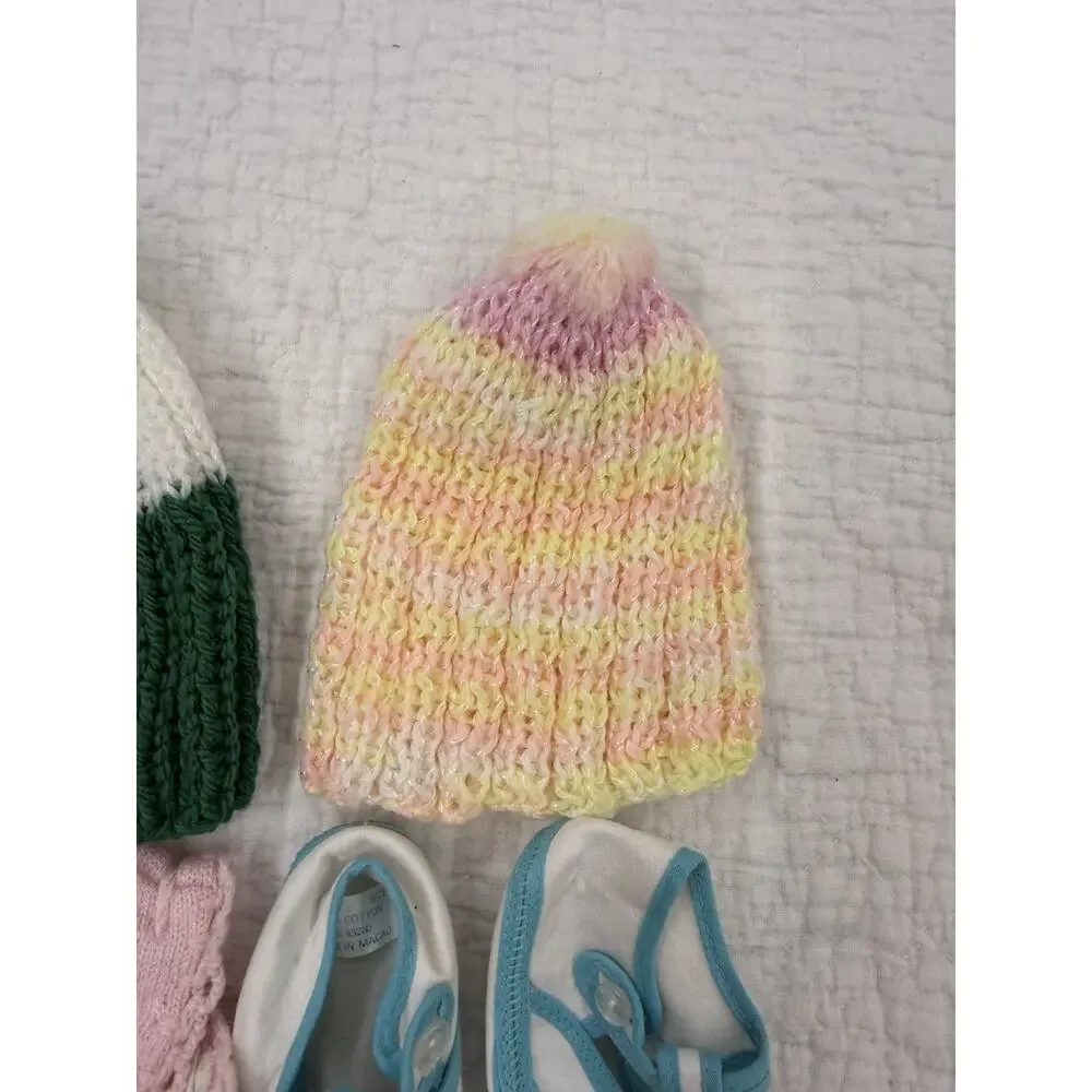 Vintage Newborn baby girl bundle 2 booties and 2 beanies
